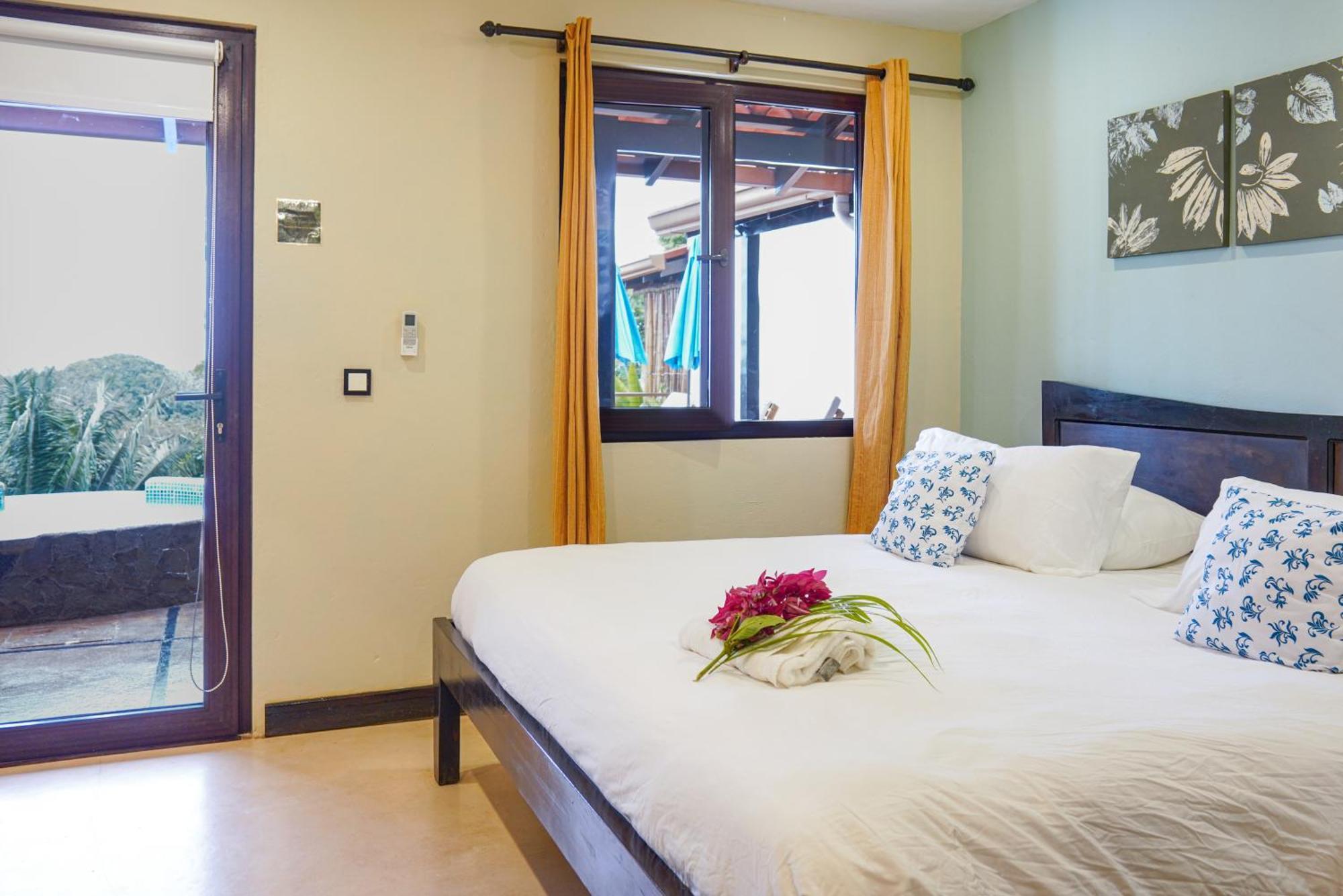 Casa Marbella Hotel Playa Santa Teresa  ภายนอก รูปภาพ